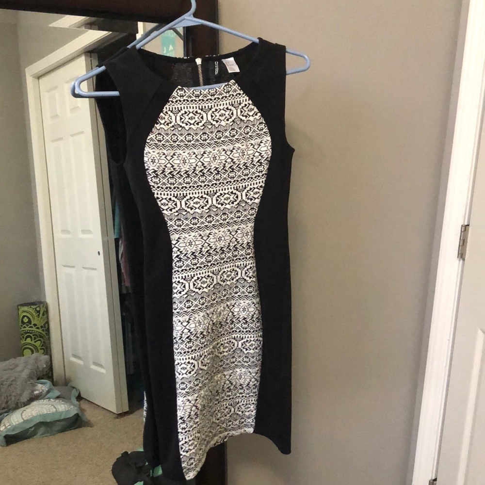 Black fitted hourglass dress